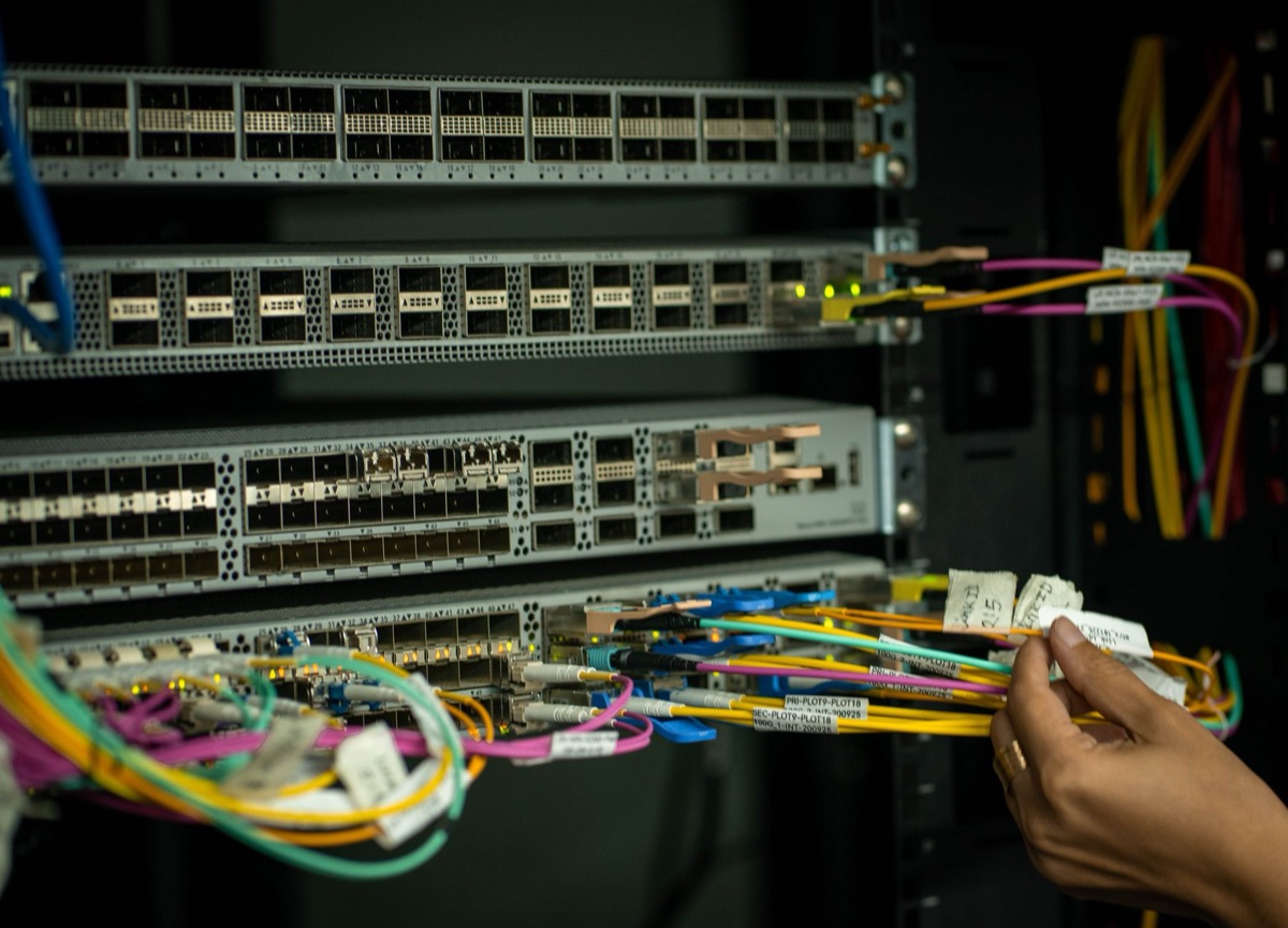 Netzwerk-Kabel mit Prioritäten für Datenübertragung