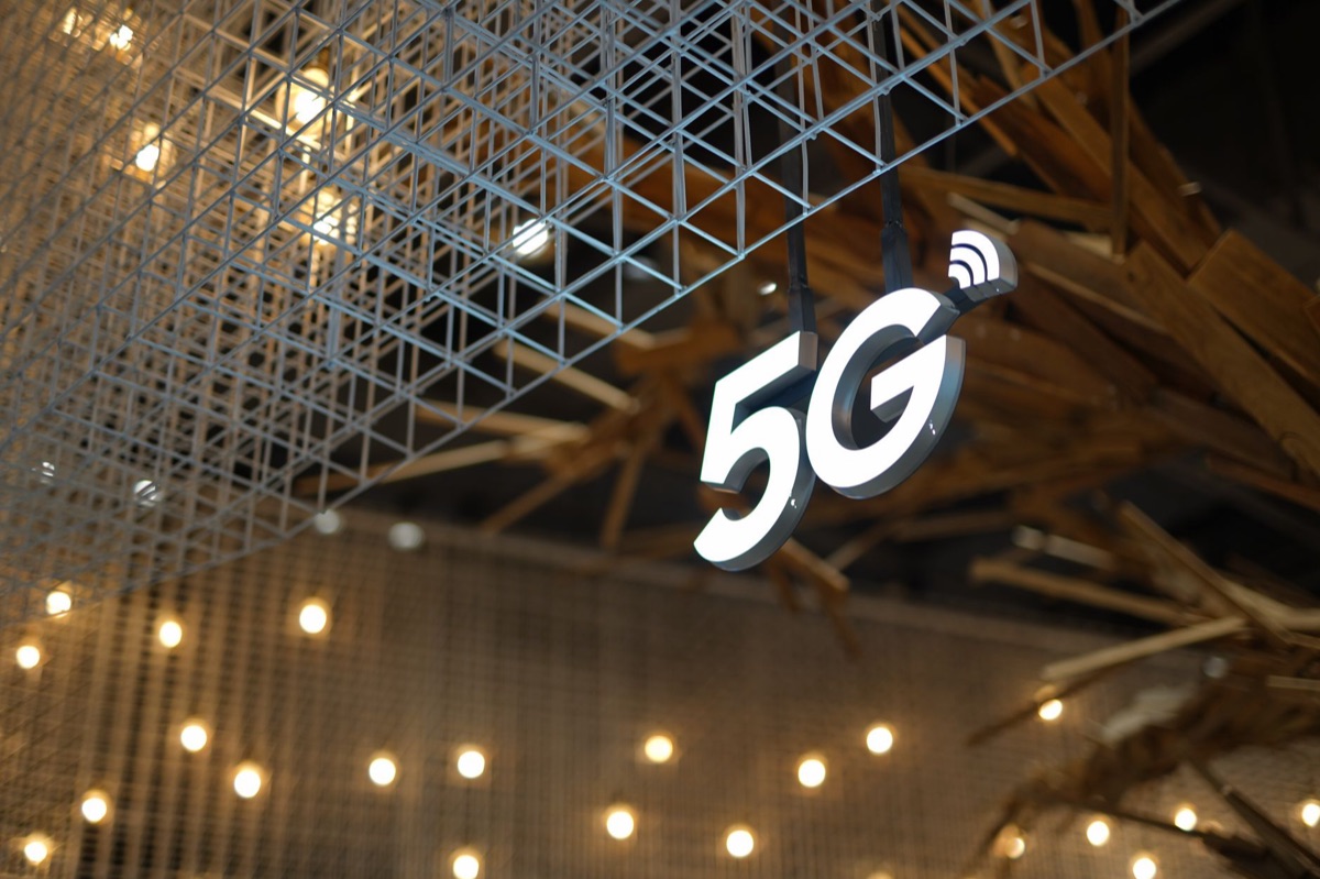 5G router with visible signal strength indicators
