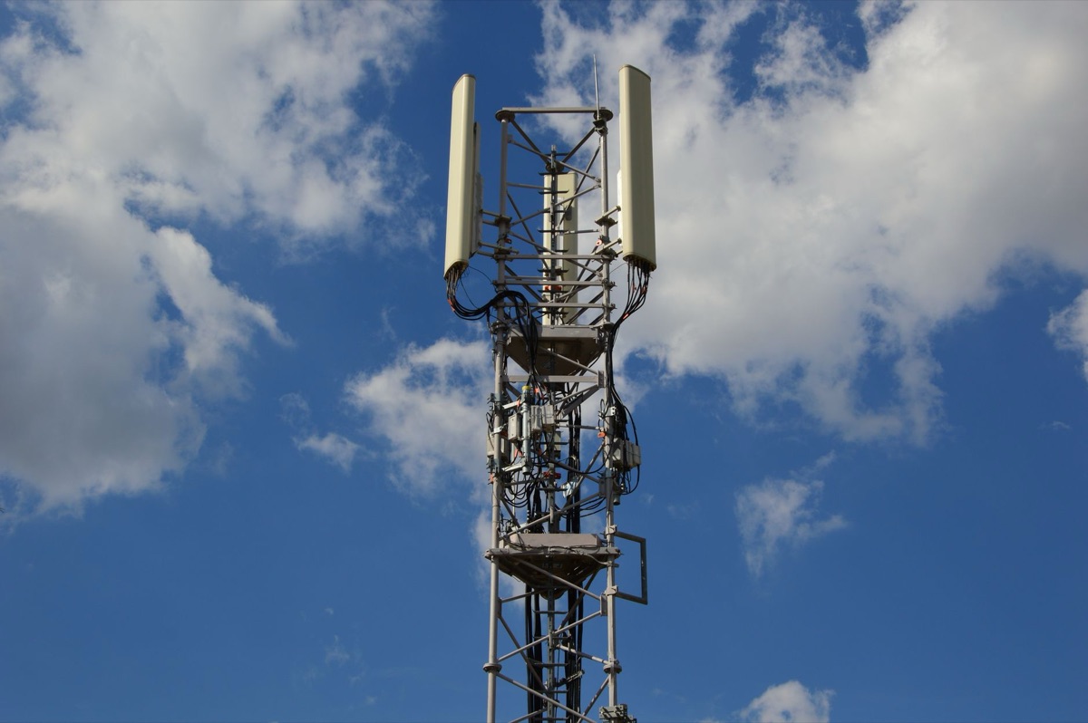 5G路由器與訊號指示燈
