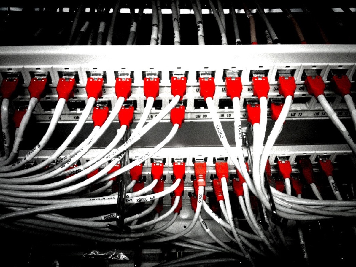 Network cables connecting VLAN switches and IoT devices