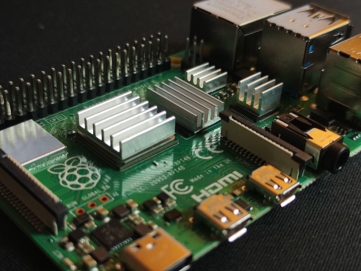 Rete IoT con router etichettato